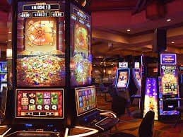 royal558 Myanmar Online Gaming Platform - Live Casino Sports Betting Slots
